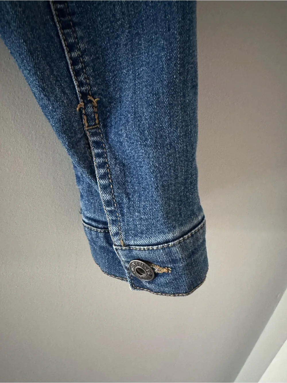 Love Tree Denim Blue Cropped Jean Jacket